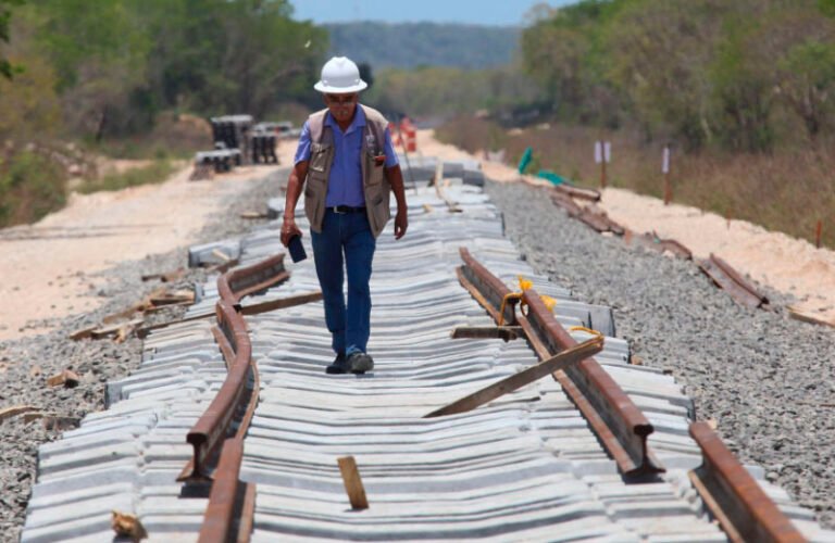 Inaugurarán Tren Maya  en 2023 con seis trenes probados, de 42 programados