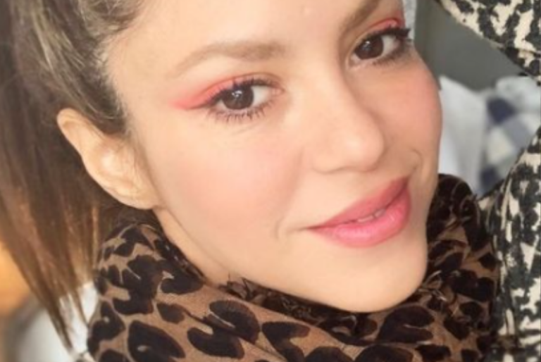 Shakira se está recuperando de la ruptura, asegura su hermana