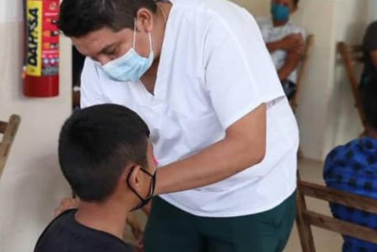 Inicia jornada de vacunación COVID para niños de 5 a 11 años en Mérida