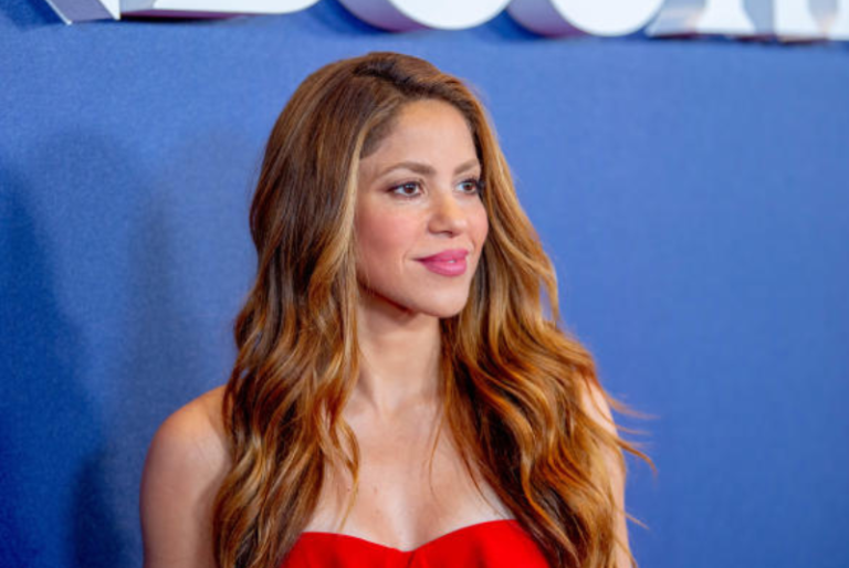 Shakira rechaza acuerdo con la Fiscalía española; irá a juicio
