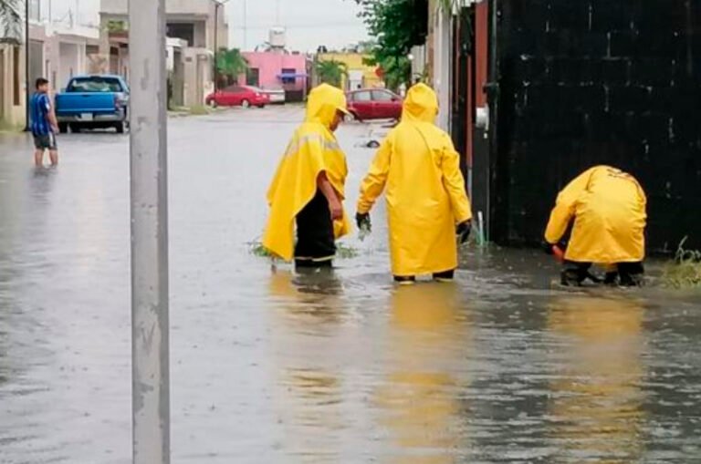 Disminuyen lluvias en Chetumal; Onda Tropical 23 se aleja de Quintana Roo